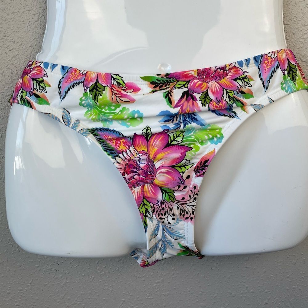 NWT La Blanca Floral Bukini Bottoms Sizes 8,12, or 14